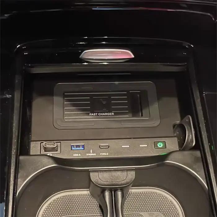 Chargeur sans fil pour voiture 15W pour Mercedes Benz W177 W188 W247 GLA CLA GLB 2019 2020 2021 2022
