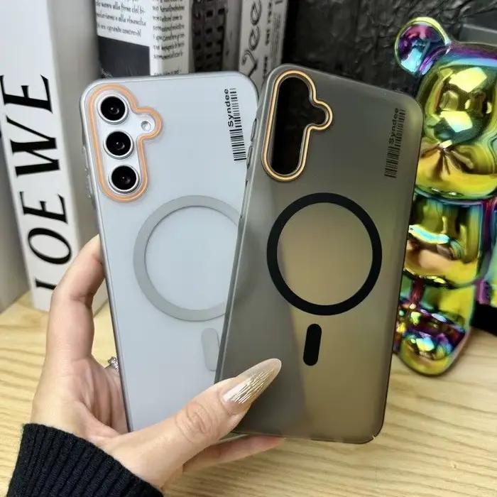 Coque magnétique givrée couleur bonbon