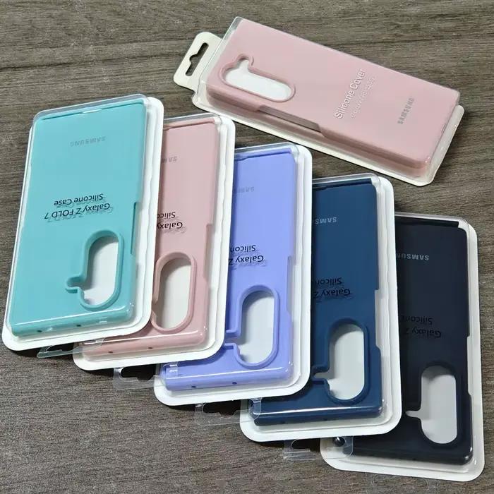 Coque en silicone liquide souple au toucher pour Samsung Galaxy Z Fold 7 6 5 4 3 2 Fold2 Fold3 Fold4 Fold5