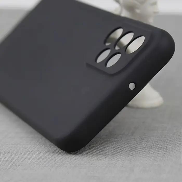 Coque de téléphone en silicone souple avec protection de l'appareil photo