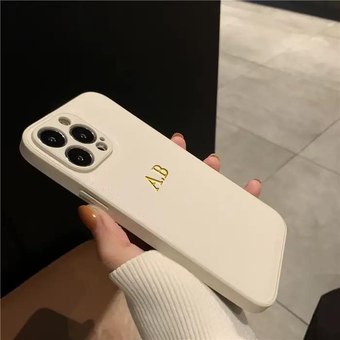 Coque de téléphone personnalisée en cuir PU pour iPhone 11 11 Pro Max 12 12 Pro Max 13 13 Pro 13 Pro Max 14 avec initiales personnalisées et protection anti-rayures et anti-empreintes digitales