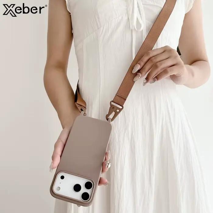 Coque en silicone mate avec lanière et collier à bandoulière
