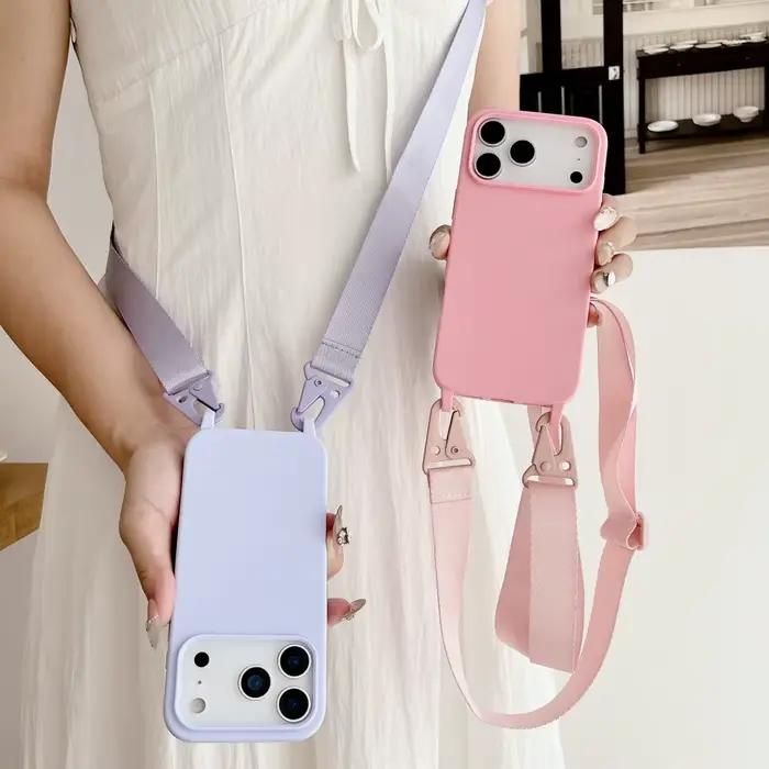 Coque en silicone mate avec lanière et collier à bandoulière