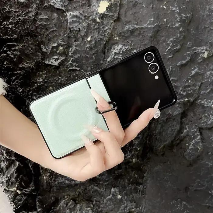 Coque de téléphone avec anneau magnétique rotatif 360, étui arrière en cuir PU pour Samsung Z Flip 7 6 5 4 3 Flip6 Flip5 Flip4 Flip3 5G